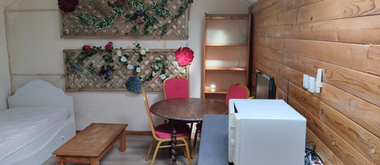 La Maison Du Saule Pompignac Ngoại thất bức ảnh